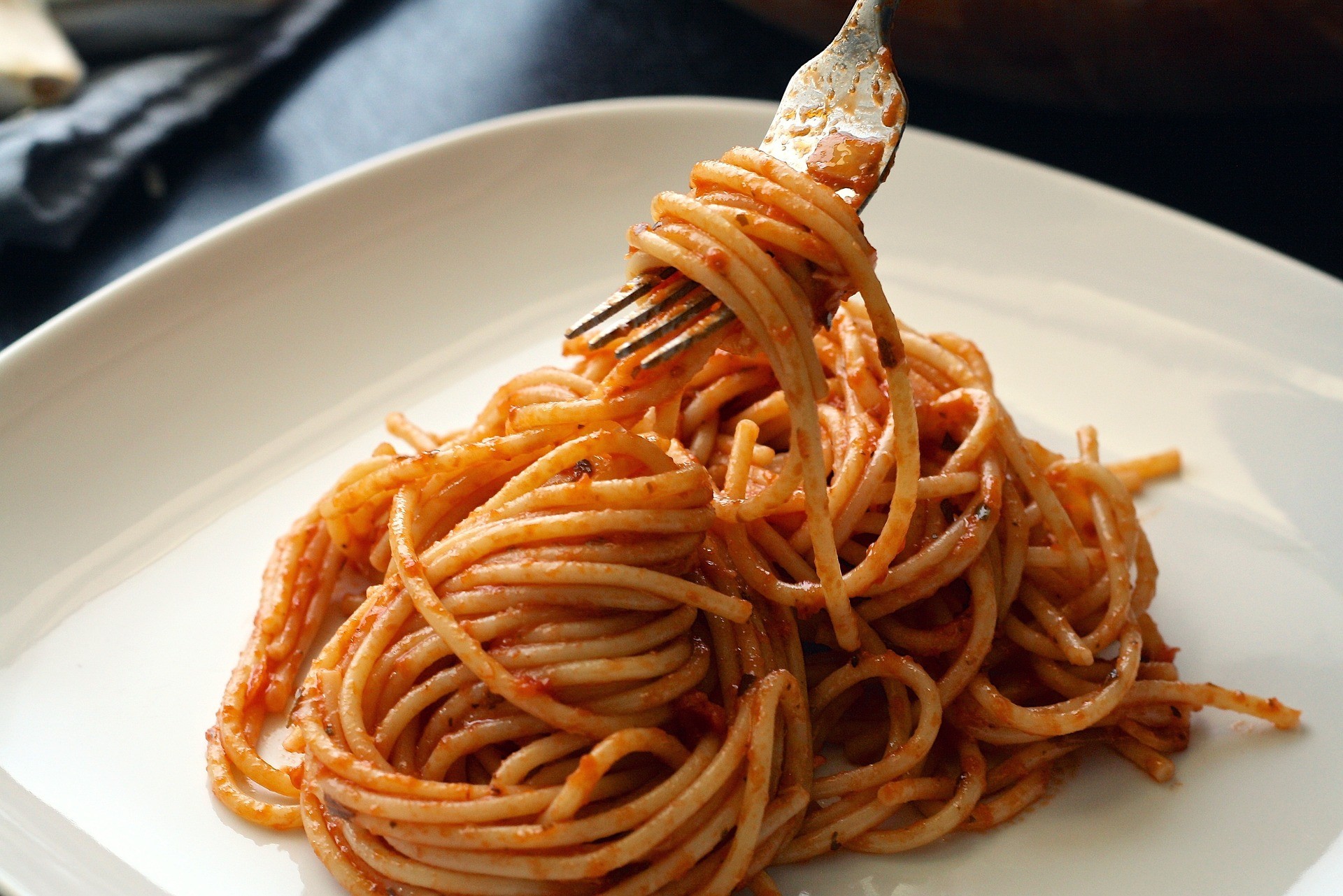 Espaguetis Al Pesto Rojo