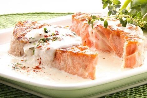 Salmón en Salsa de Almendras
