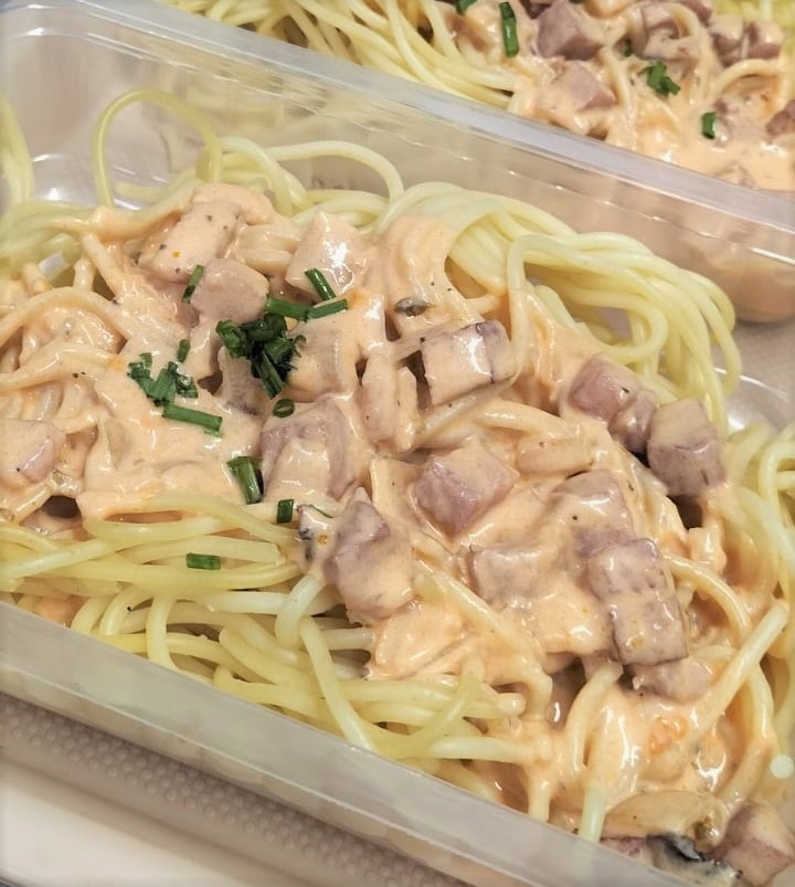 Espaguetis con Salsa Rossini