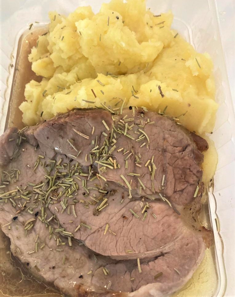 Cabeza de lomo a la española con puré