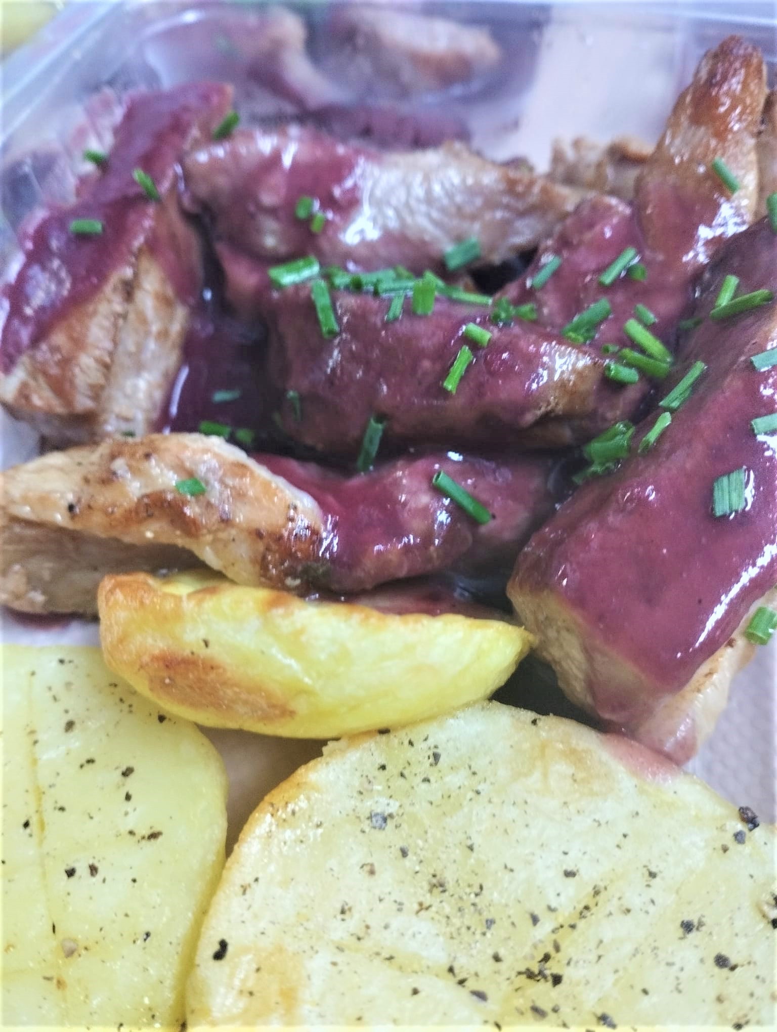 Solomillo con Salsa Boletus y Patatas