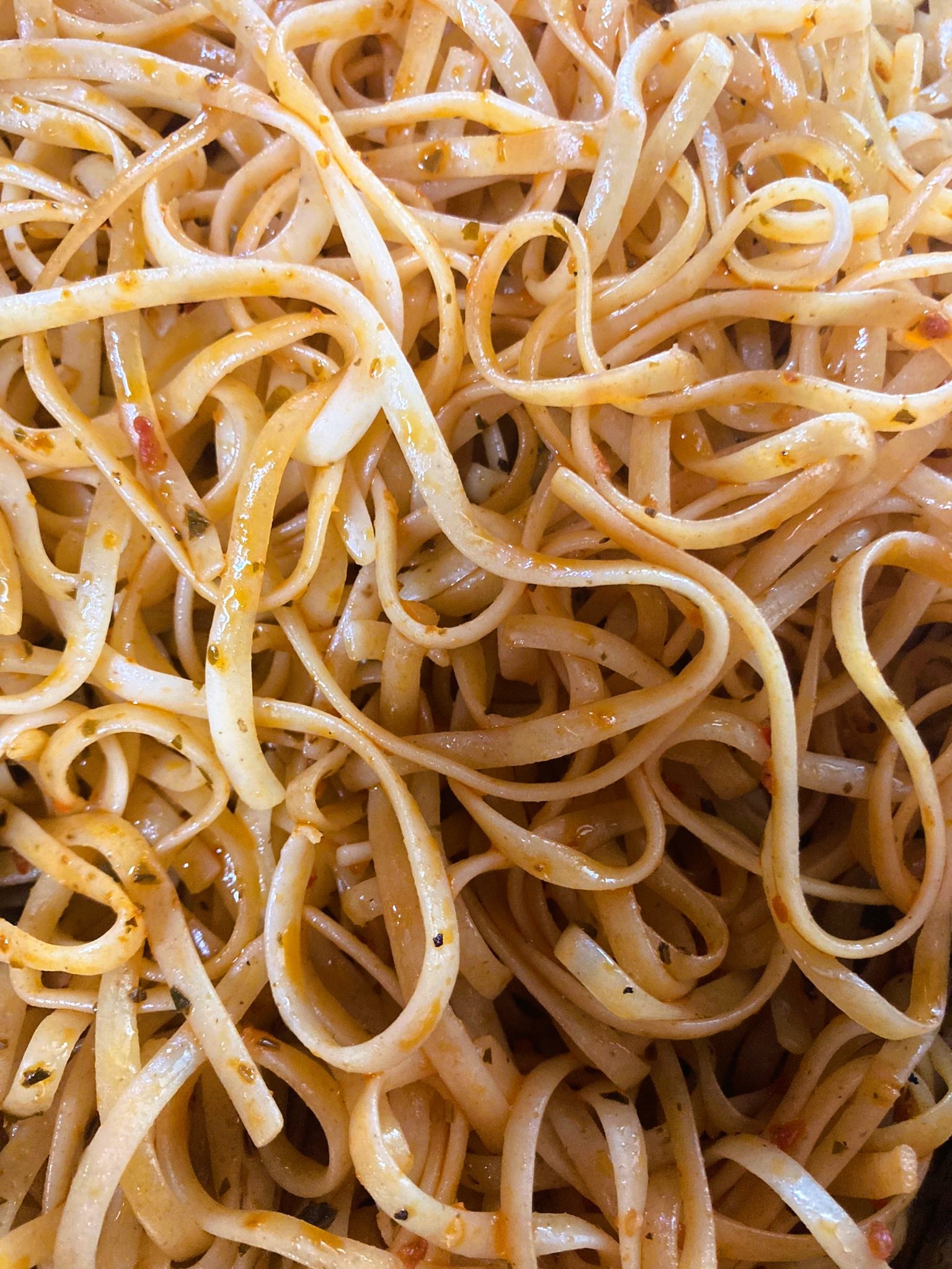Tallarines Al Pesto Rojo