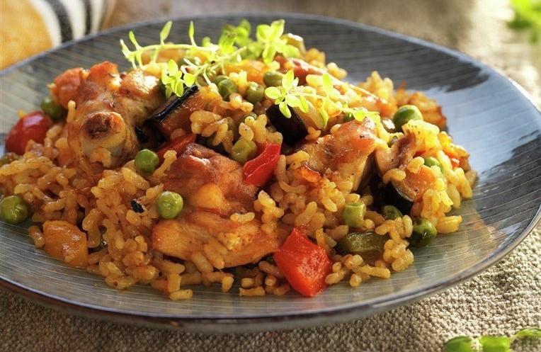 Paella de Pollo con Verduras