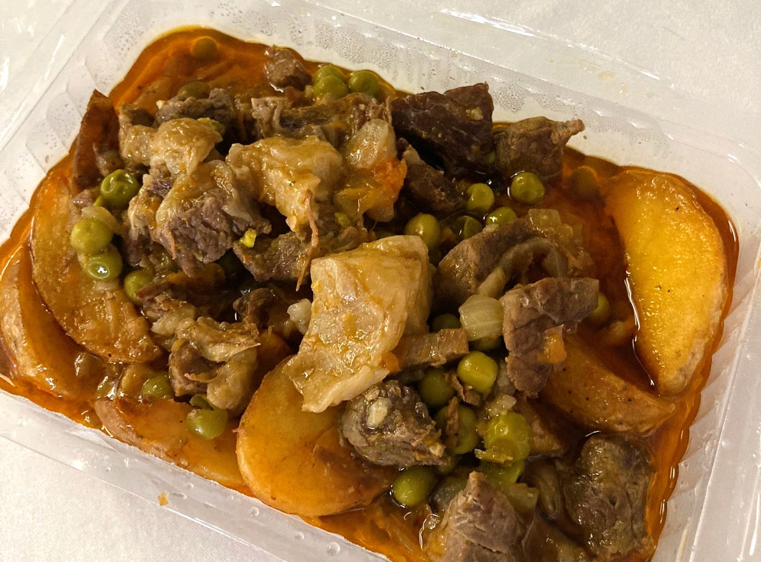 Ternera en Salsa con Patatas