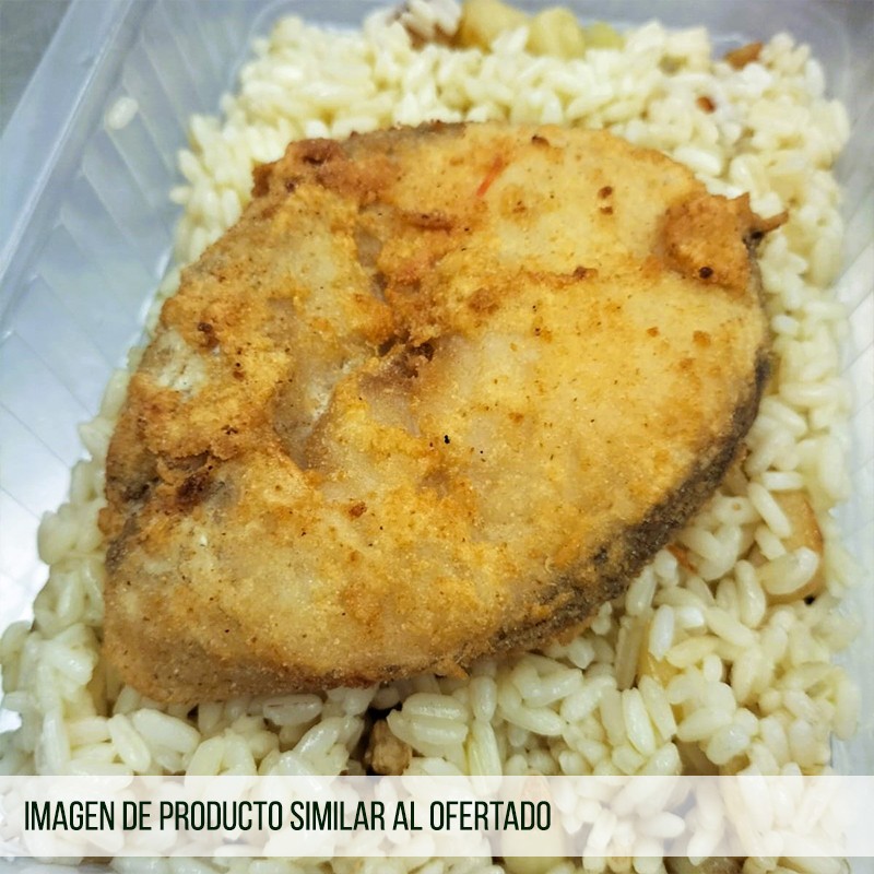 Merluza a la Romana con Arroz Salteado con Verduras