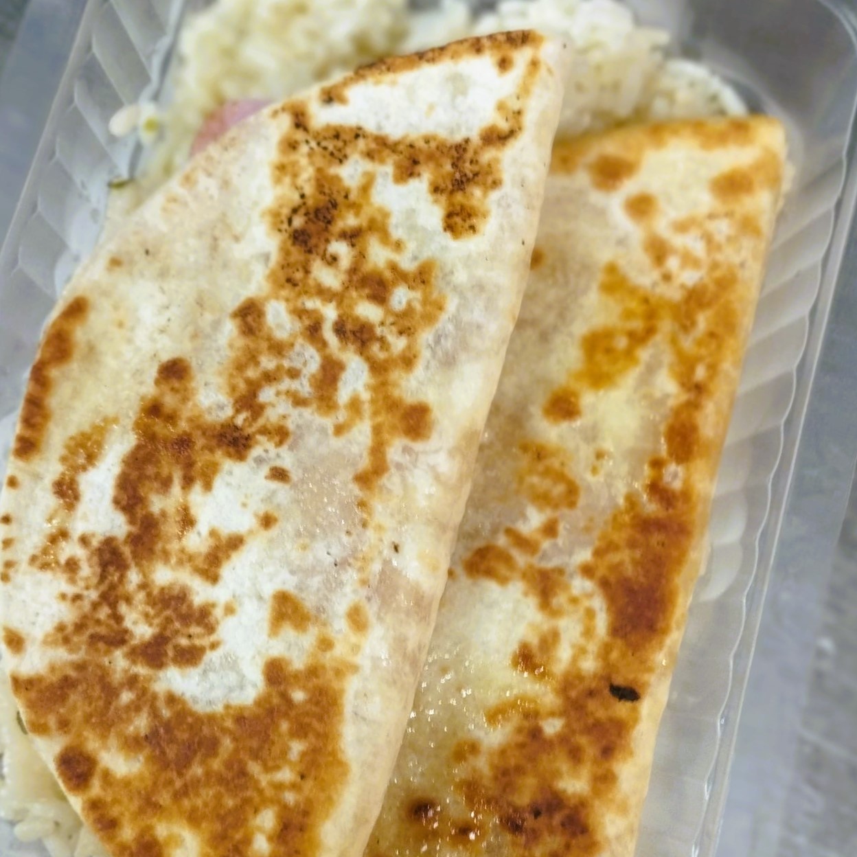 Quesadillas con Arroz Salteado