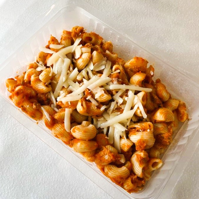 Coditos en Salsa de Tomate