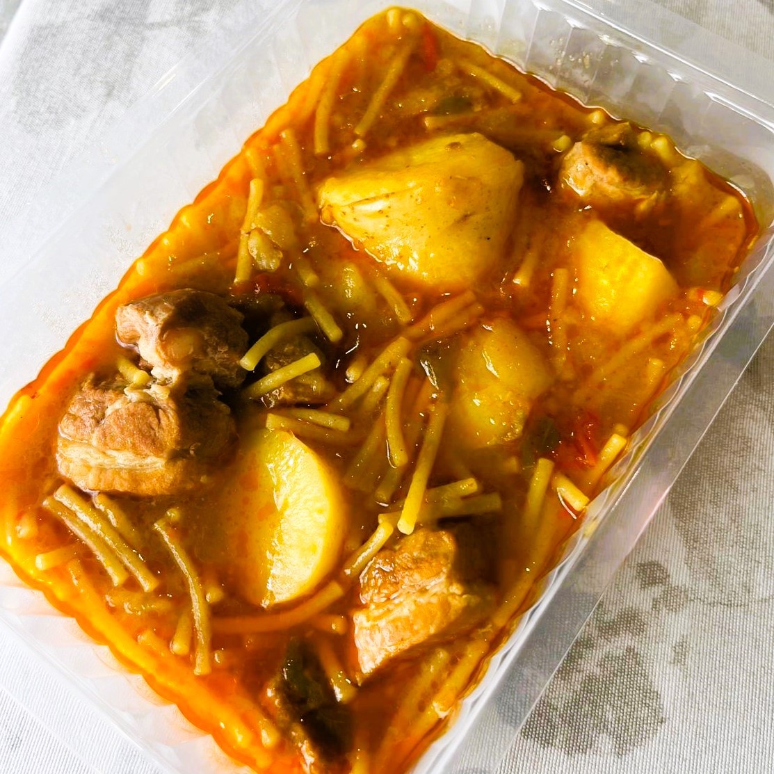 Guiso de Costillejas y Fideos Gordos