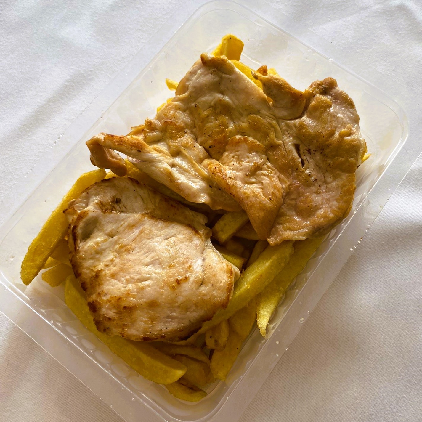 Pechuga de Pollo a la Plancha con Patatas