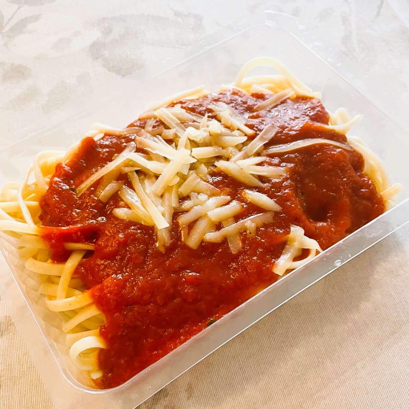 Tallarines a la Arrabiata con Parmesano