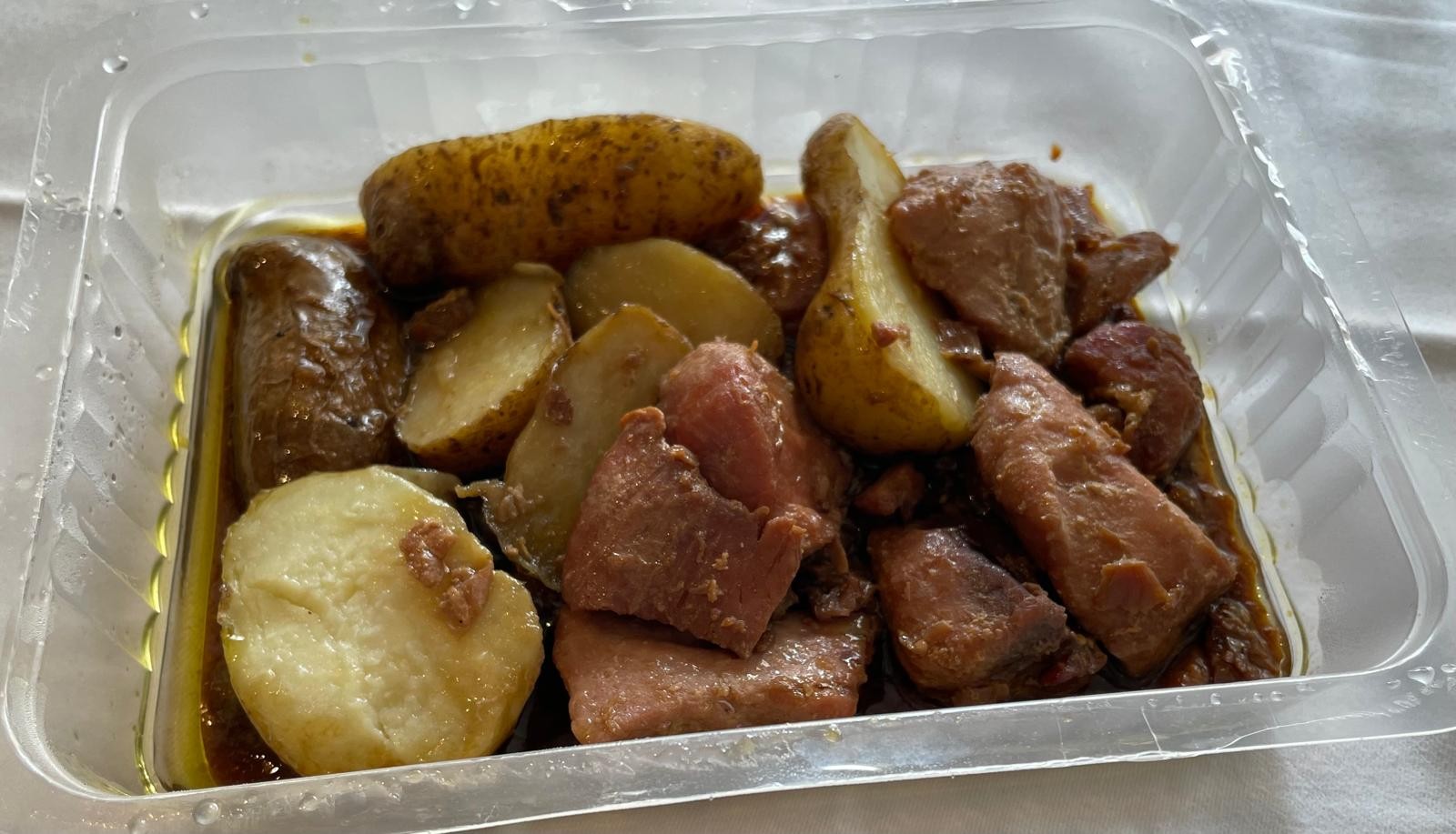 Secreto al Tomillo con Patatas Asadas