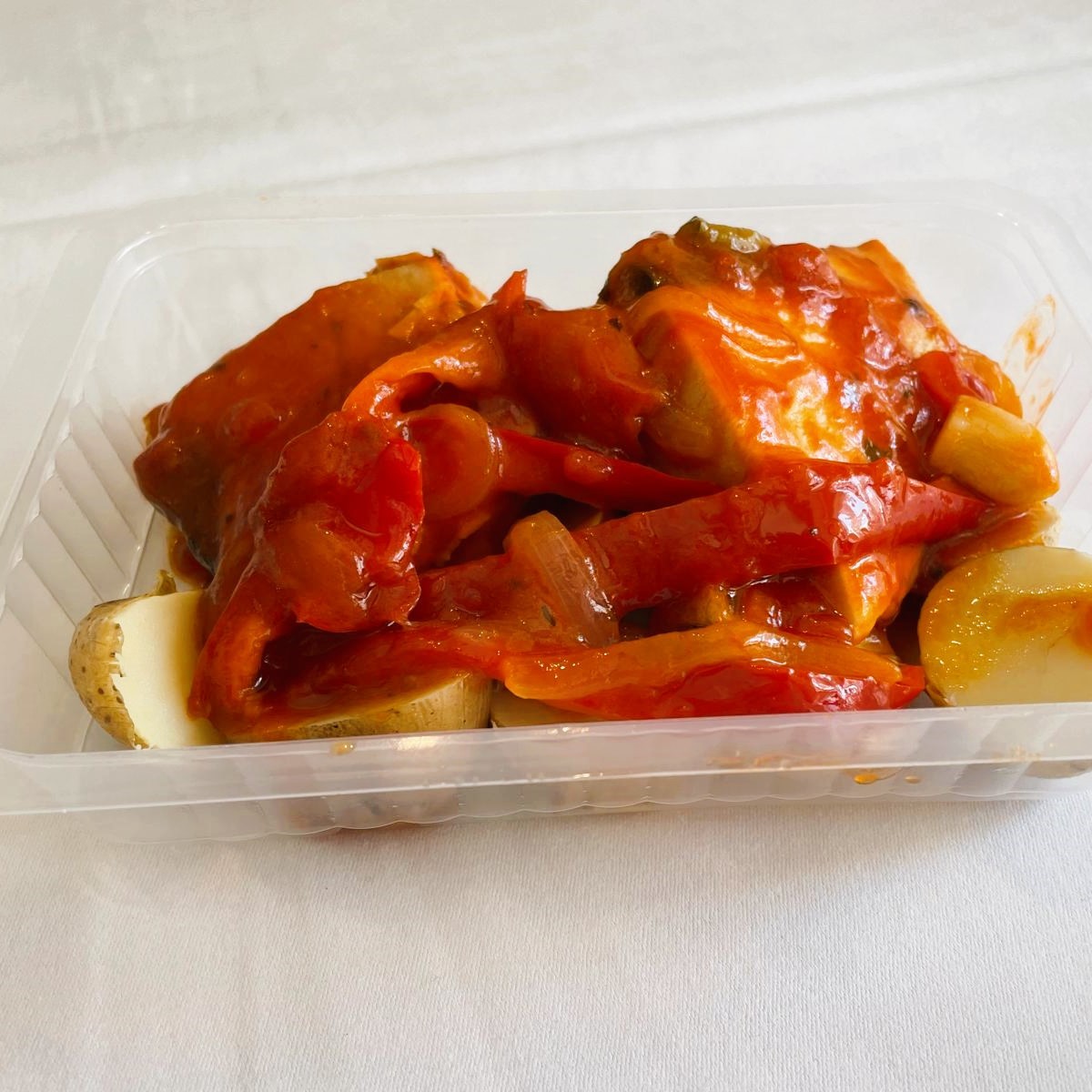 Bonito del Norte con Tomate, Pimientos y Patatas