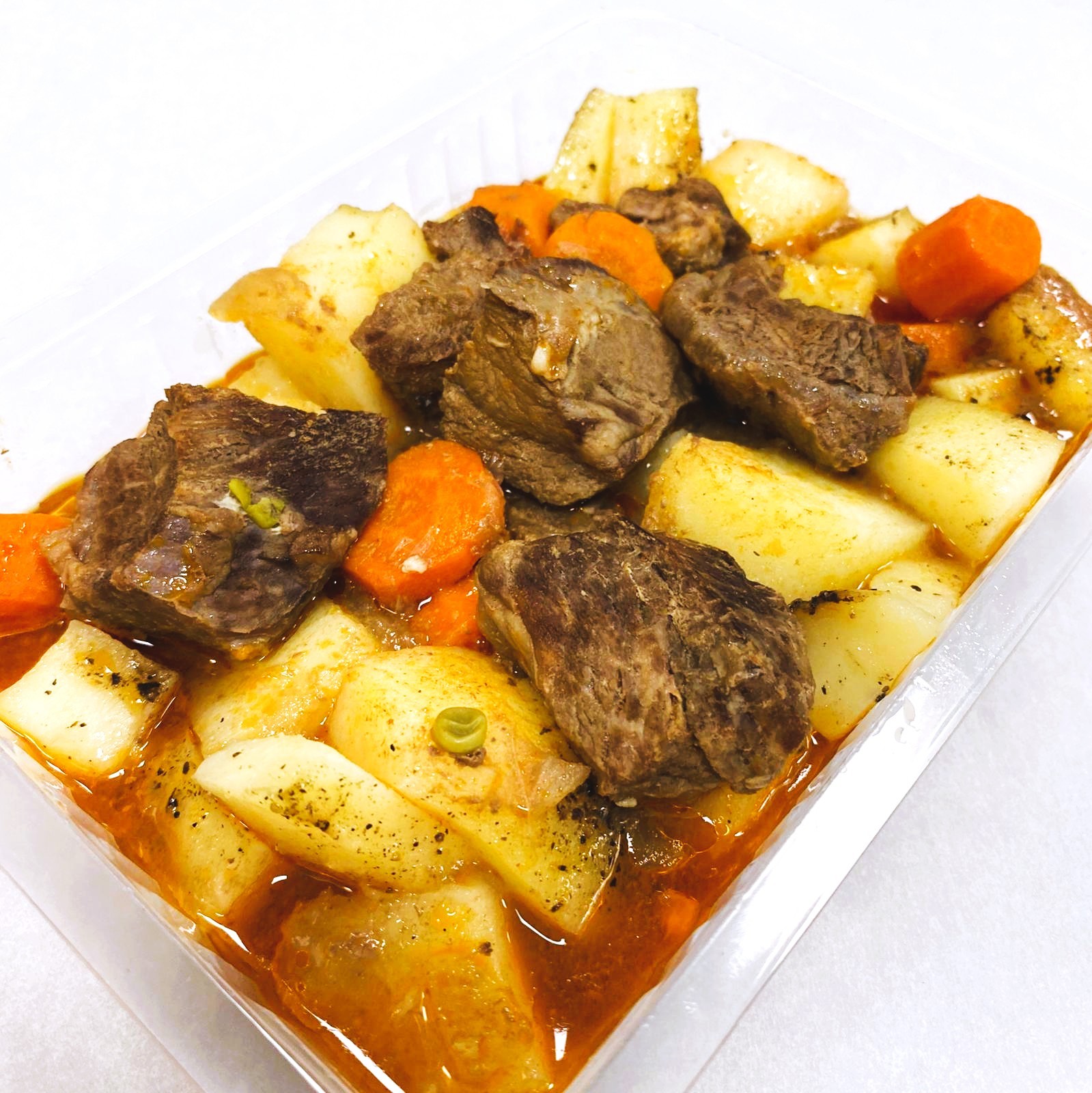 Ternera con Guisantes y Patatas