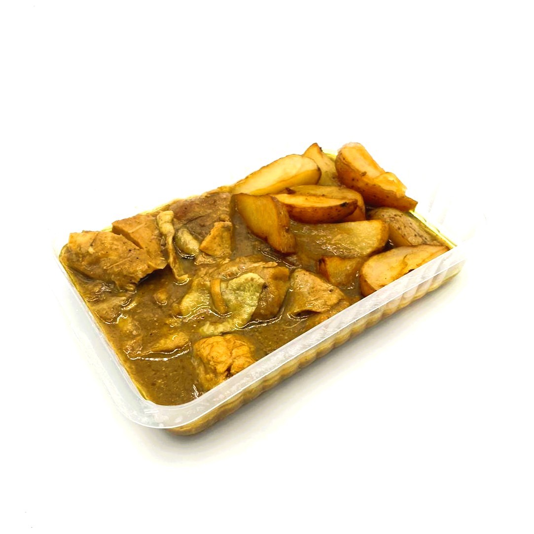 Pollo con Salsa de Curry con Patatas