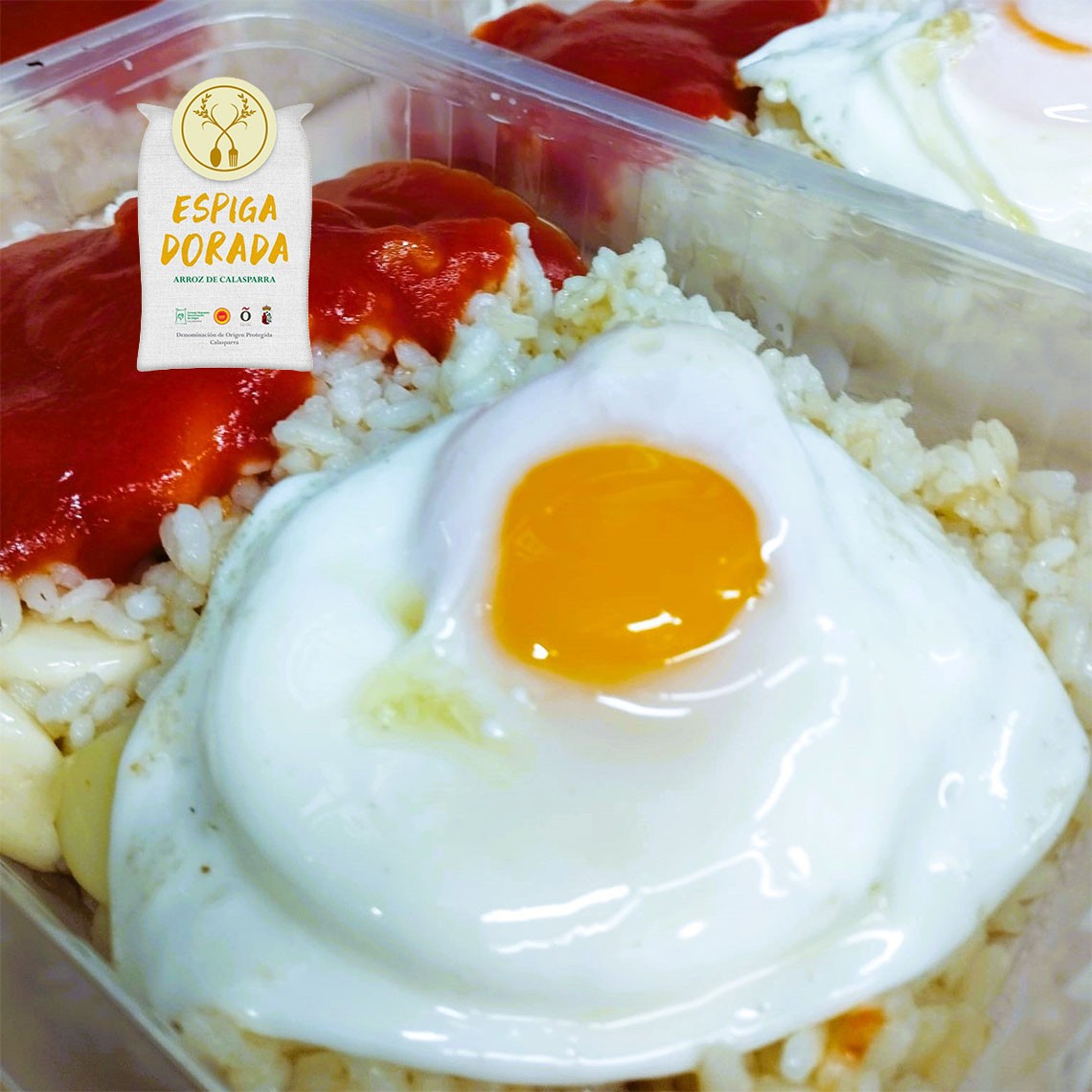 Arroz a la Cubana con Huevo Frito - D.O Calasparra