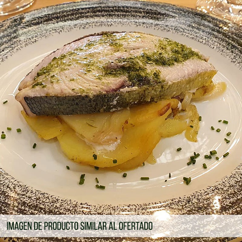 Lecha con Salsa Verde y Puré de Patata